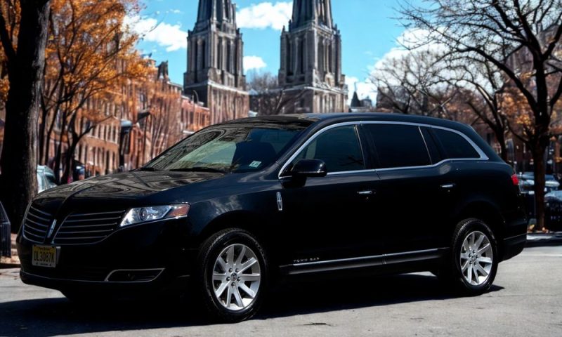 Sedans- Brad Limo- Fleet-16